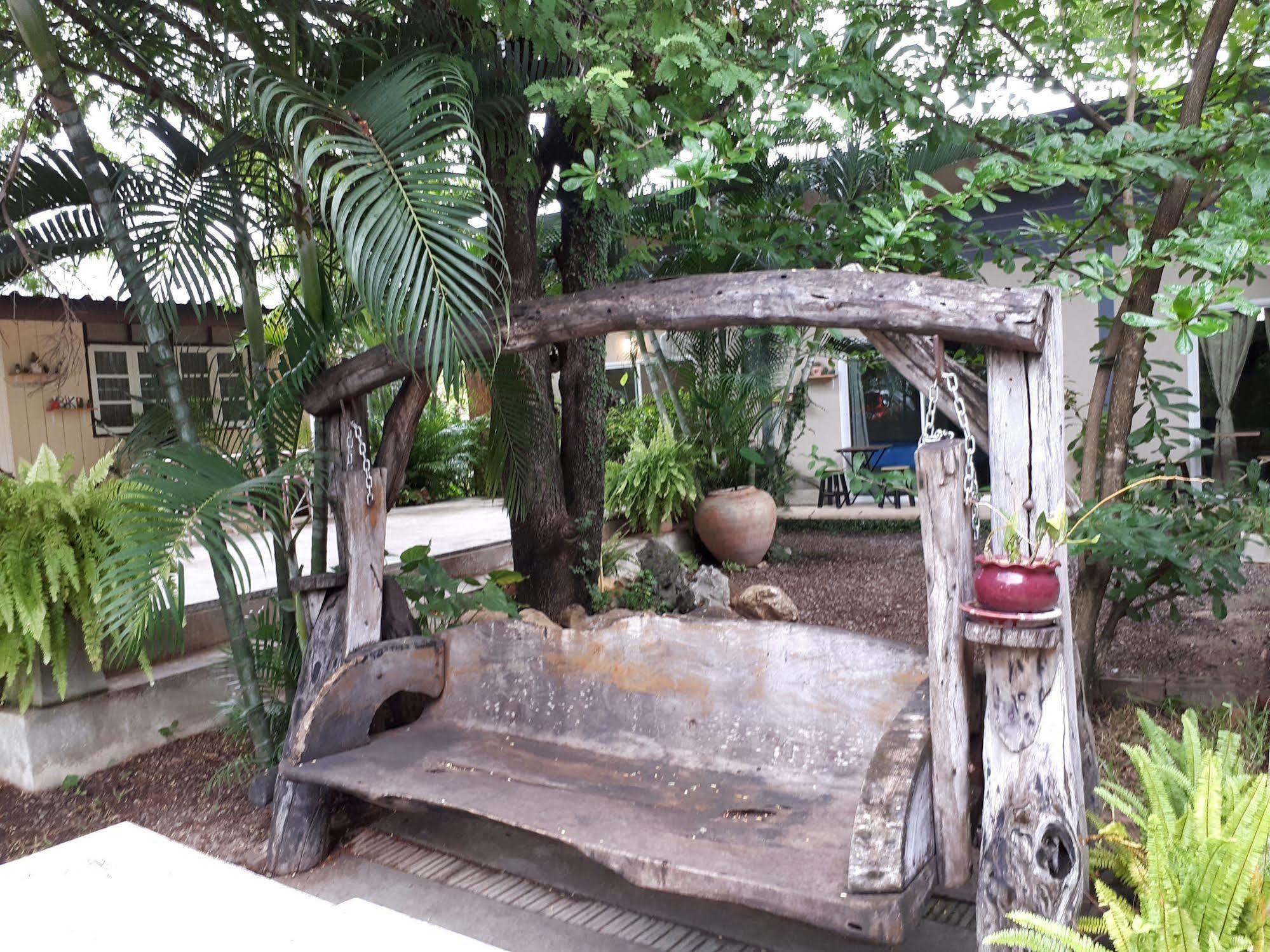 Baan Homlamoon Hotel Суан Фунг Екстериор снимка
